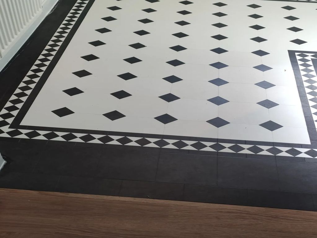 Luxury Vinyl Tiles & Design Floors:
Karndean 
Knight Tile 
Van Gogh
Art Select
Heritage