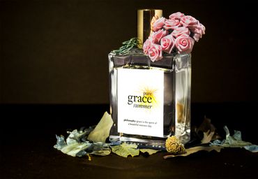 Product Photography: Pure Grace Summer Perfume.