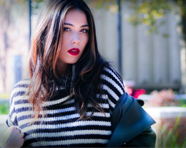 Model shot: Posing For Close-Up Portraiture in outdoor setting.
Model Marissa.