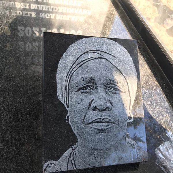 tombstone engraving in Mpumalanga
