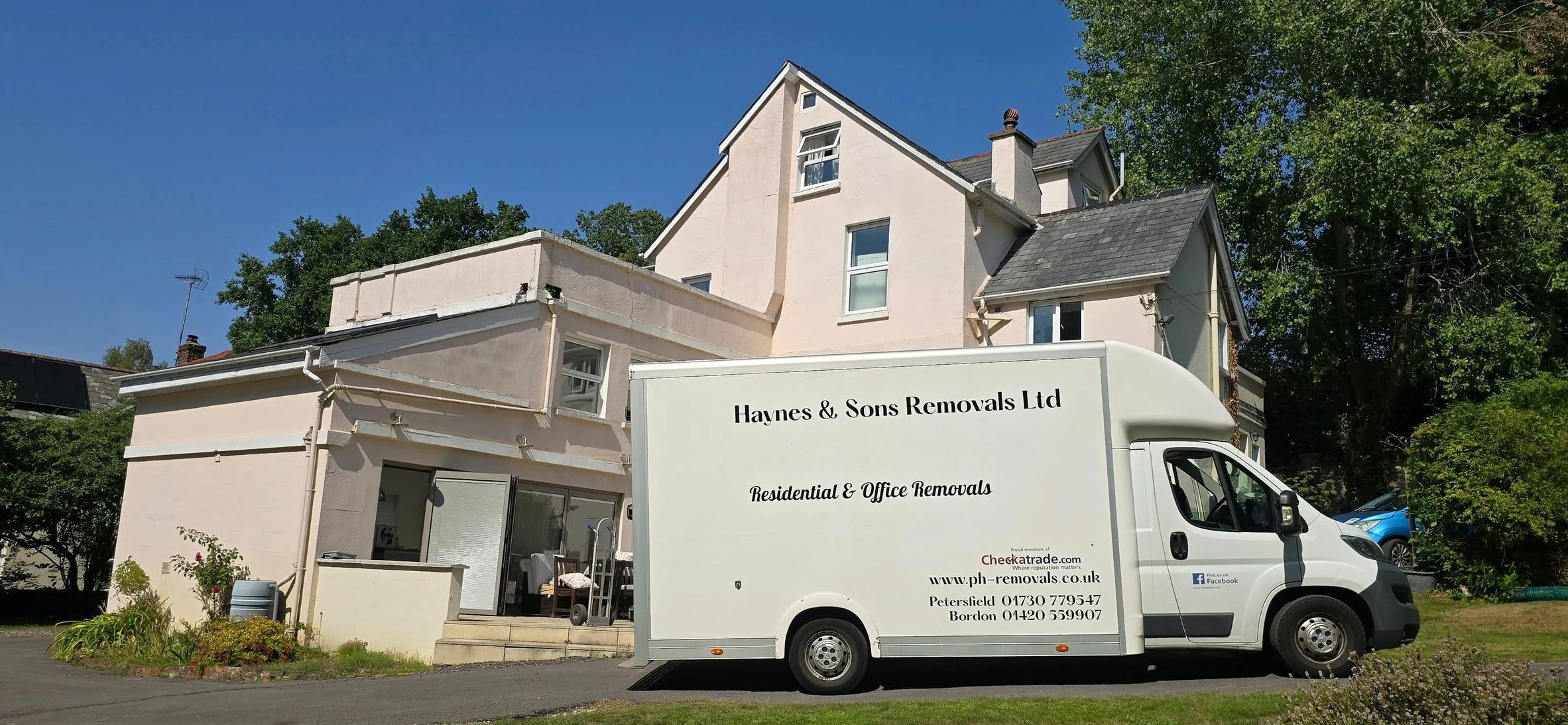Removal in Liss GU33 - Haynes & Sons Removals Ltd