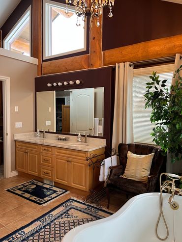 Spoil yourself!  Master ensuite includes doube sinks, cast iron tub, shower and toilet.