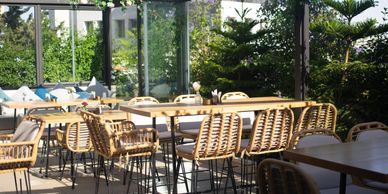 Willow amman terrace, outdoor dining, greenery, garden