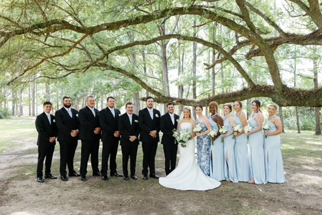 Elegant outdoor wedding ceremony in Louisiana countryside at Oak Hill Farm