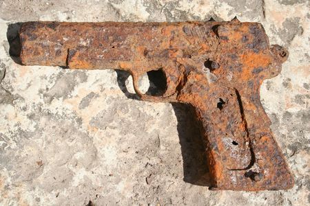 Control Moisture in Gun Safe to Prevent Rust Brea Placentia Fullerton La Habra Yorba Linda CCW lube