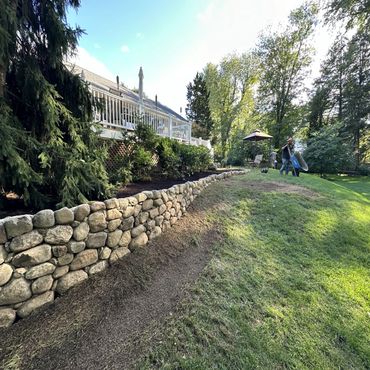 Natural boulder wall