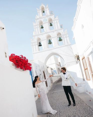 Wedding Venues in Santorini for 2026/2027 !Book Your Santorini Weddings ! Persian indian lebanese Pa