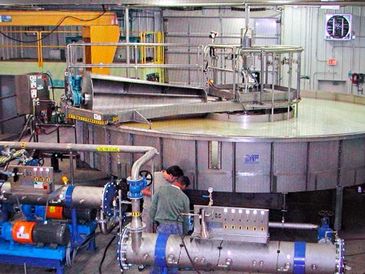 maximizer clarifier filled with water