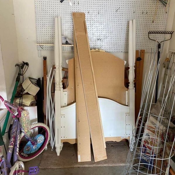 Garage clean out garage pick up garage haul off