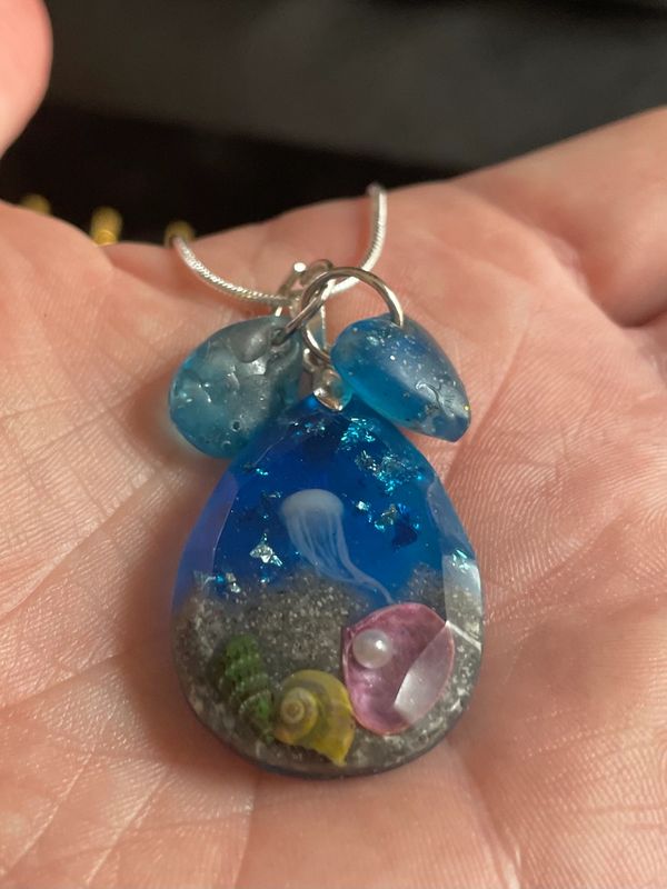memorial pendant