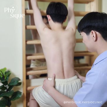 โปรแกรมออกกำลังกายในภาวะกระดูกสันหลังคด/ปรับโครงสร้างร่างกาย - ฟิซีค คลินิกกายภาพบำบัด