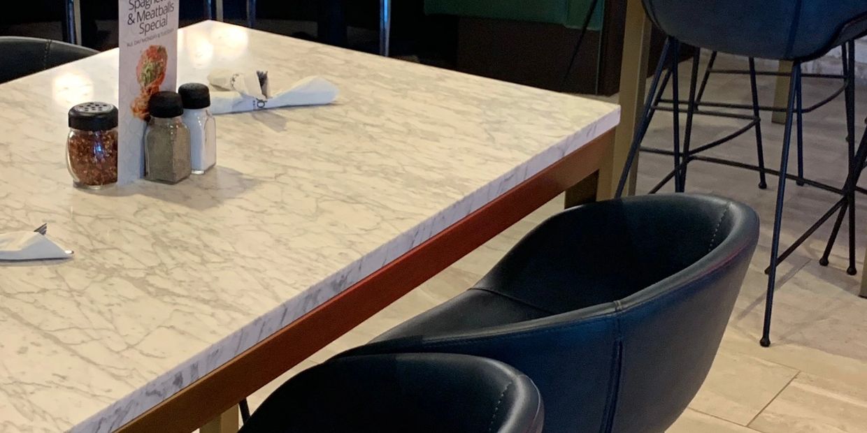 Table top and base installation, restaurant dining environment