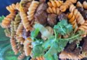 shaken beef with pasta noodle