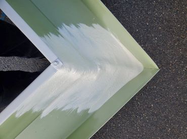 Vulkem polyurethane caulking for inside miter