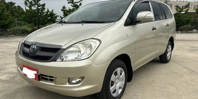 Toyota innova family Van  for rent Taiwan camping surfing 