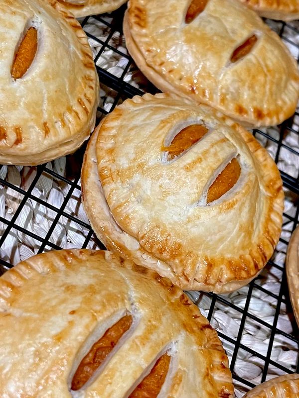 Sweet potato pocket pies ( 4 per order)