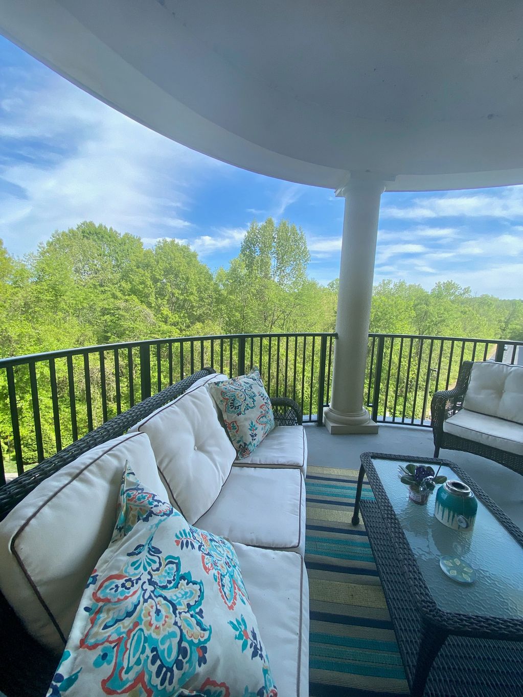 SOLD 
The Braxton Condominiums Water views Nashville Cumberland River