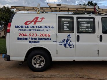 Vinyl Graphics on Vehicle
