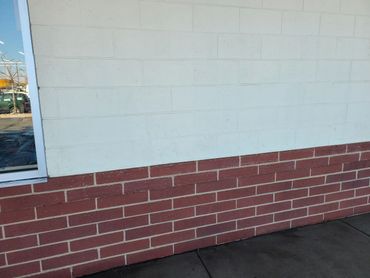 If you look closely you can see how perfectly clean i was able to get the brick and concrete.