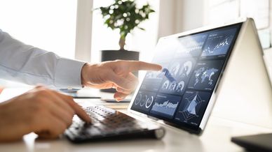 EAP不只是員工福利,而是企業永續的重要一環。Assist d-EAP透過三大KPI,讓HR能追蹤參與、使用與回饋,把制度價值轉化為ESG報告中的實質成果,確保照顧員工成為真正可驗證的投資。