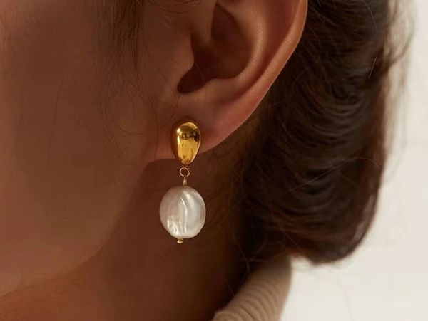 Pearlina Drop Earrings