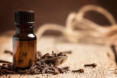 Clove Bud Essential Oil