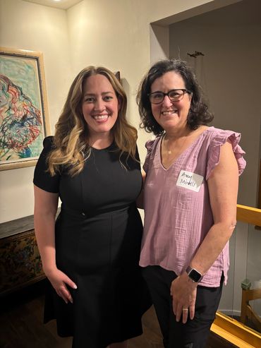 I support Christina Hines, candidate for US-10th District as US Rep.