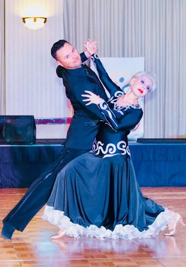 Ballroom and wedding dance lessons in orange county at OC Dance Studio