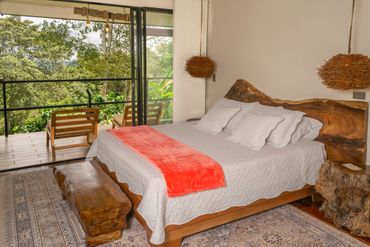 vista al pasiaje natural desde suite con jacuzzi
