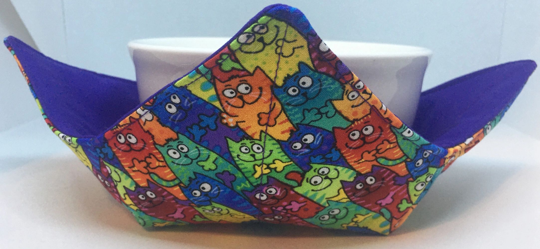 Our small Colorful Cats Bowl Caddy!