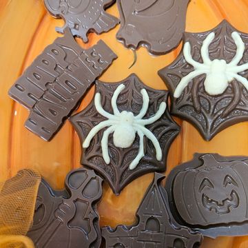 chocolate halloween items
