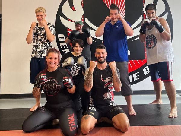 Découvrez les cours MMA pour débutants à Québec et commencez votre voyage en arts martiaux.
