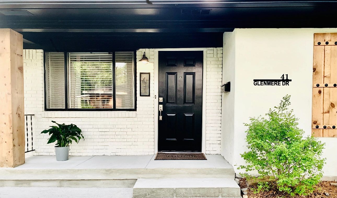 Bee Right Back Respite - The Glenmere | Midtown Little Rock, Arkansas