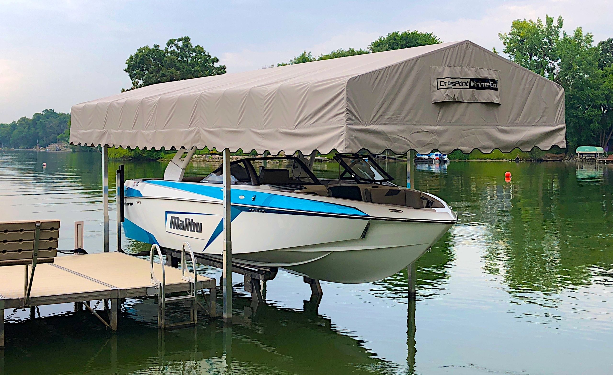 Boatlift canopy Malibu Towboat Surf