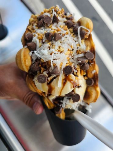 Peanuts Gon Crazy Bubble Waffle