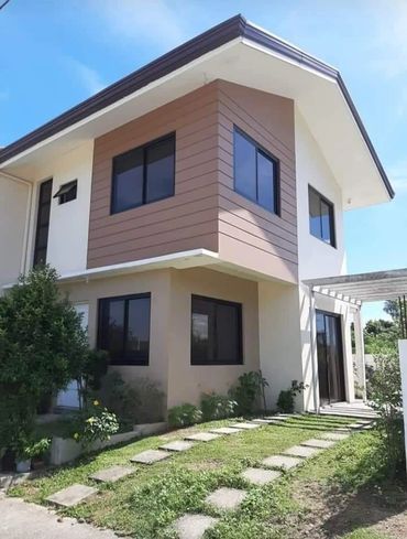 Enclaves Saranay, Bagumbong
Price 5.6M