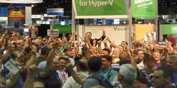 Trade show magic by Robert Strong