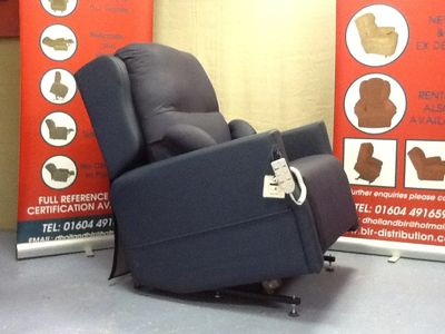 Bariatric recliner chair