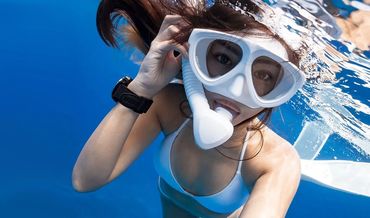 Miko Travel Guide Okinawa Japan