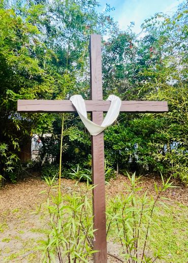 Outdoor Cross