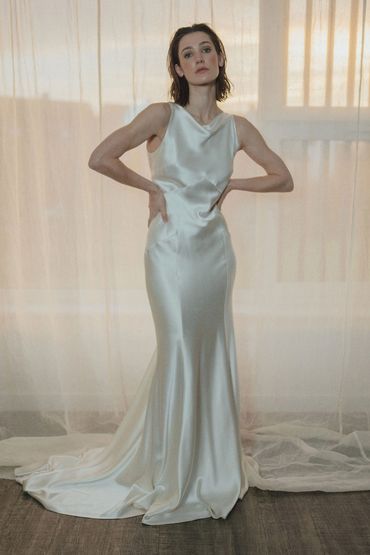 Rolling in Roses
The May Dress
slinky cowl neck fitted wedding dress
Wokingham, Berkshire Surrey