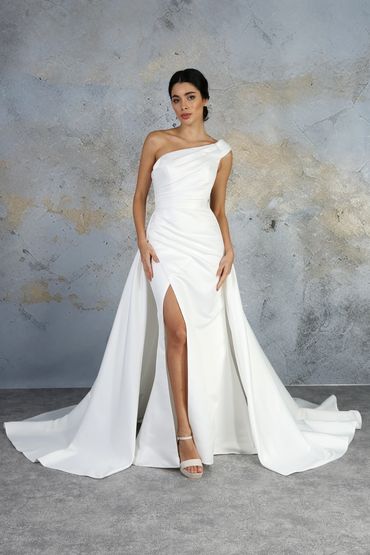 removable wedding skirt. one shoulder dress. modern wedding dress