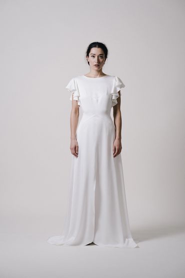 Rolling in Roses
The Dopamine Dress
fluted sleeve a line wedding dress
Wokingham Berkshire Hampshire