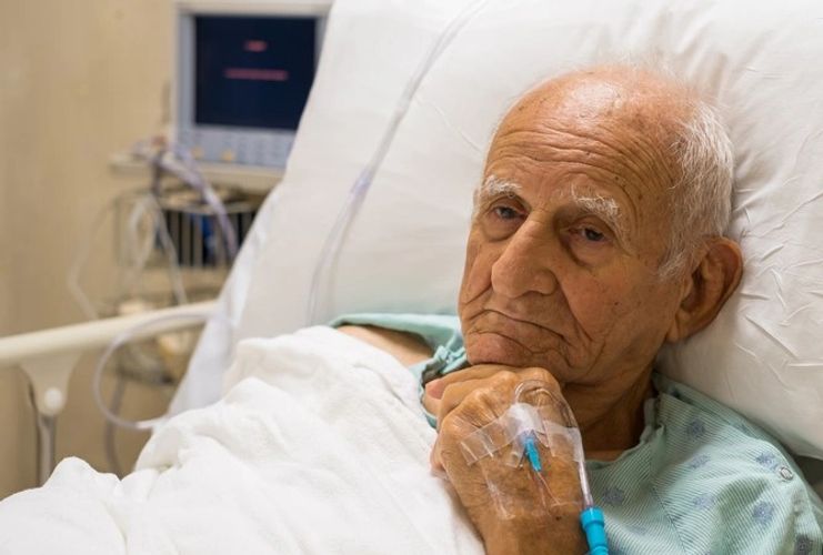 frail elder in hospital