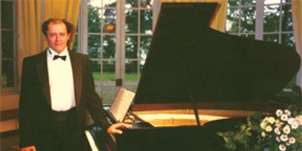 Dmitry Kirichenko Piano Lessons