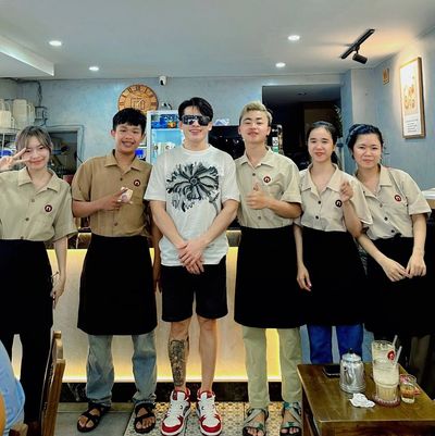 Ca sỹ Quốc Thiên