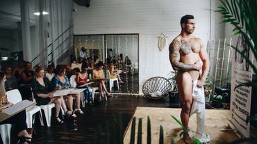 Penrith strip shows featuring Sydney male strippers and hens party entertainment.