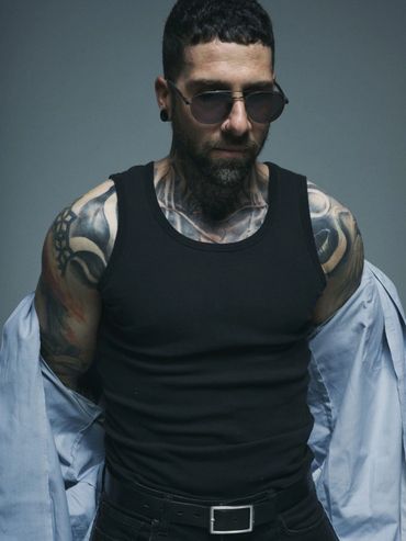 Jay male entertainer at hens night in Shellharbour