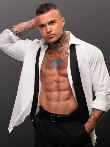 Sydney male stripper Justin performing at private party event in Palm Beach and Northern Beaches