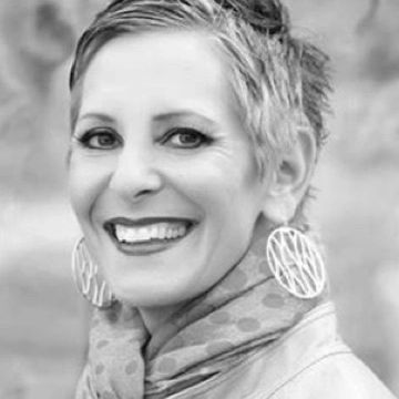 Gala Fundraise Paddle Raiser Gala Consultant Benefit Auctioneer Denver, Colorado -- Debbie Scheer
